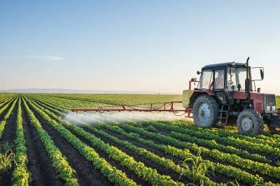 Comment améliorer la productivité de votre exploitation grâce à un micro tracteur à chenilles